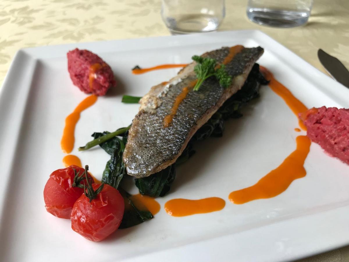 Logis Hotel & Restaurant - Auberge De La Foret Hazebrouck Luaran gambar