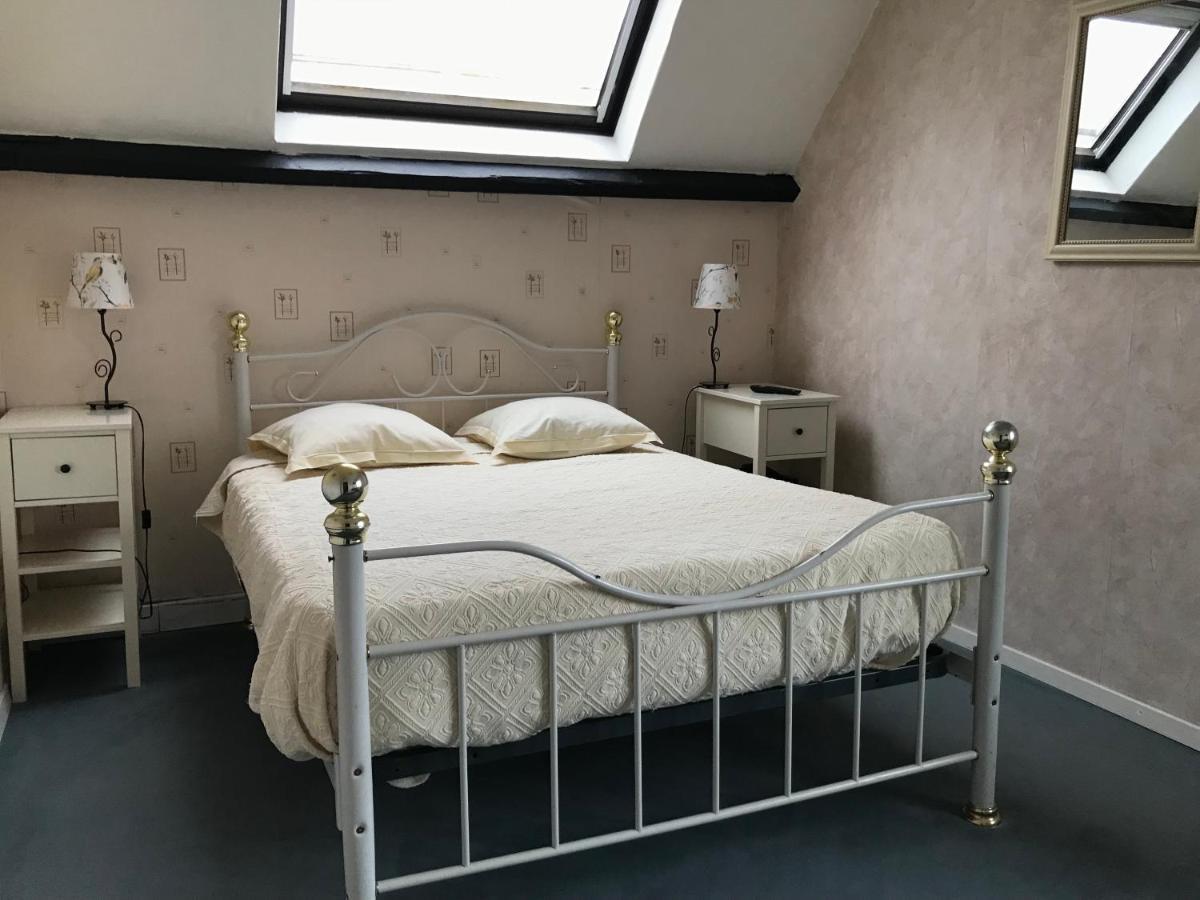 Logis Hotel & Restaurant - Auberge De La Foret Hazebrouck Luaran gambar