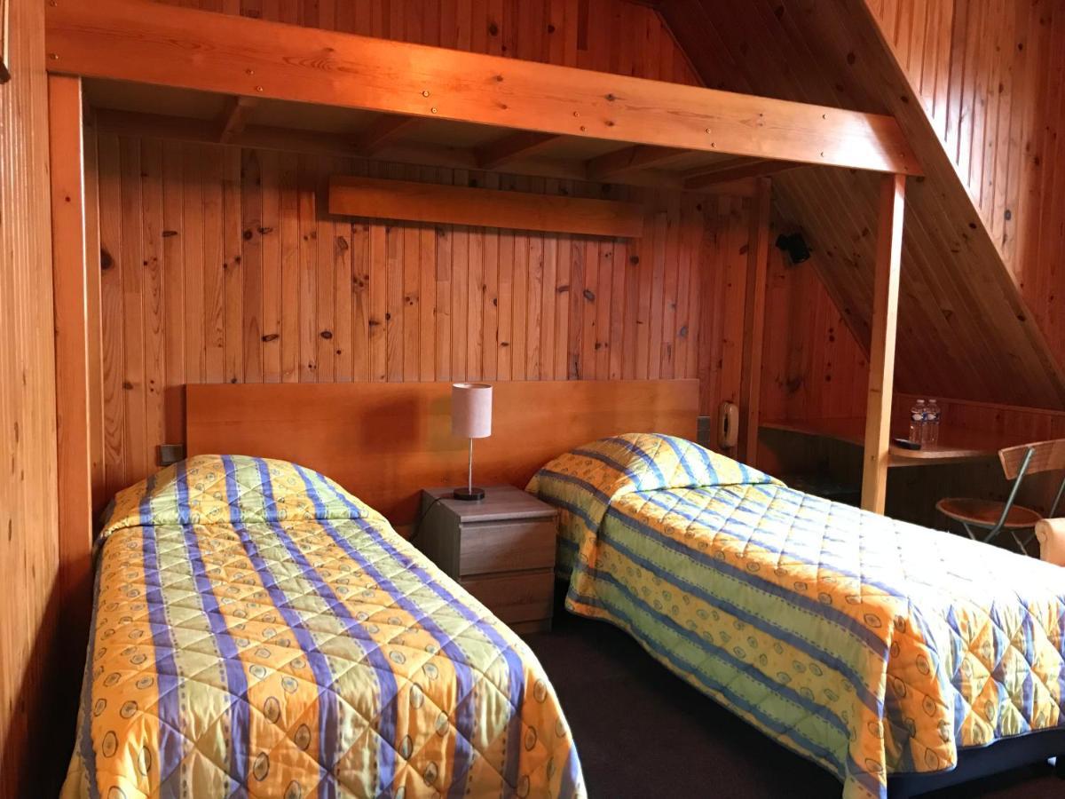 Logis Hotel & Restaurant - Auberge De La Foret Hazebrouck Luaran gambar
