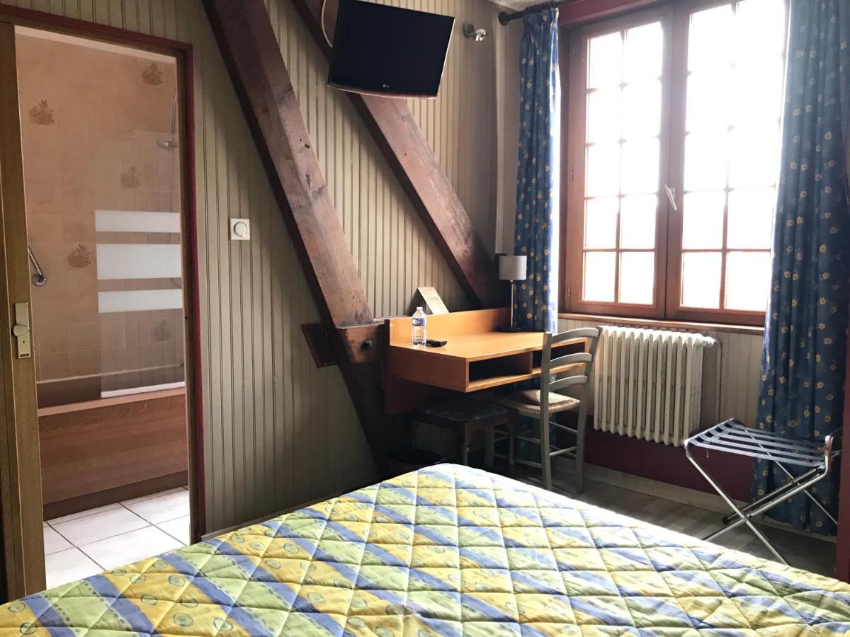 Logis Hotel & Restaurant - Auberge De La Foret Hazebrouck Luaran gambar