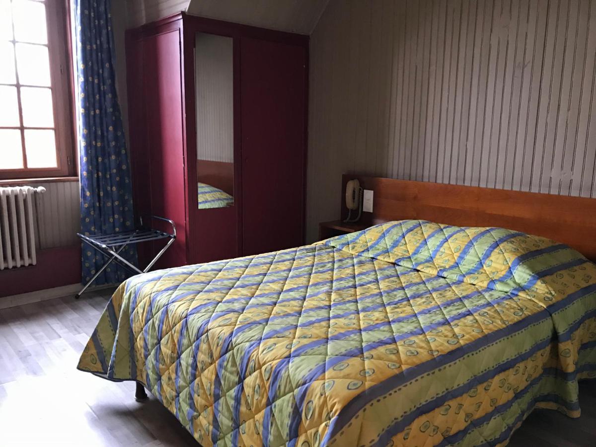 Logis Hotel & Restaurant - Auberge De La Foret Hazebrouck Luaran gambar